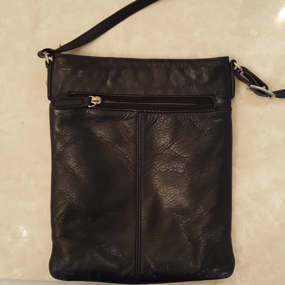 Margot genuine leather black crossbody bag